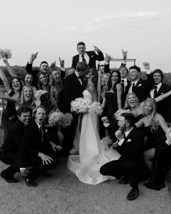 50 Must-Save Group Portrait Ideas