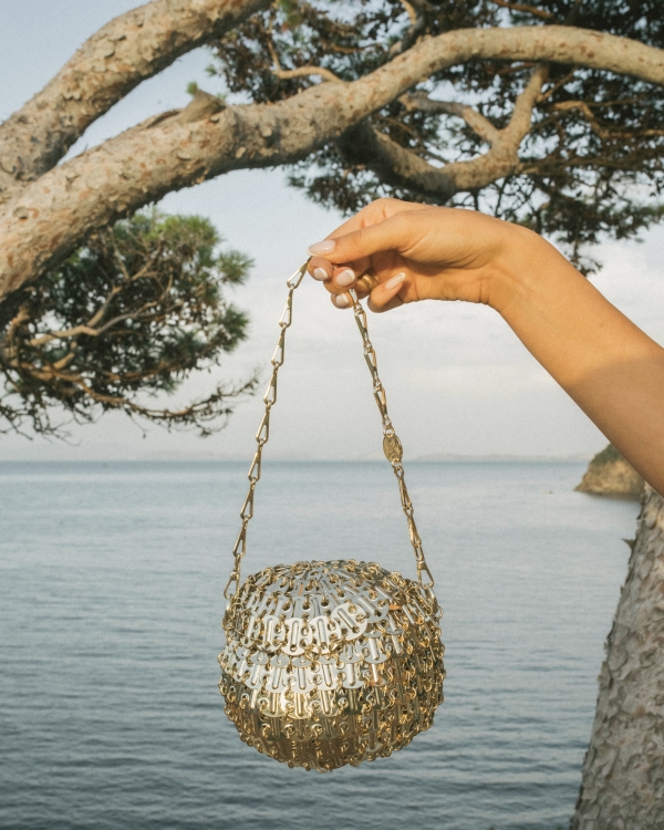 A Glamorous Seaside Wedding Evocative of a Classic Italian Film