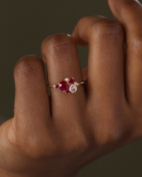 Color Your Love: The Ultimate Guide to Engagement Ring Gemstones