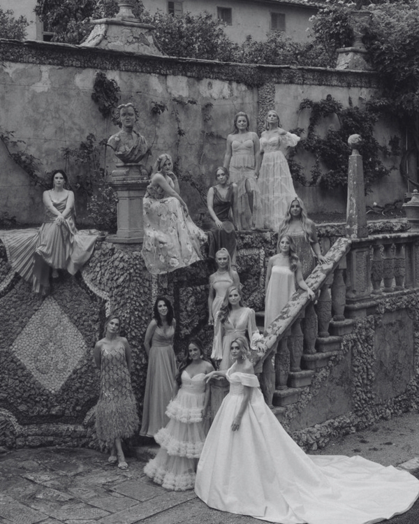 50 Must-Save Group Portrait Ideas