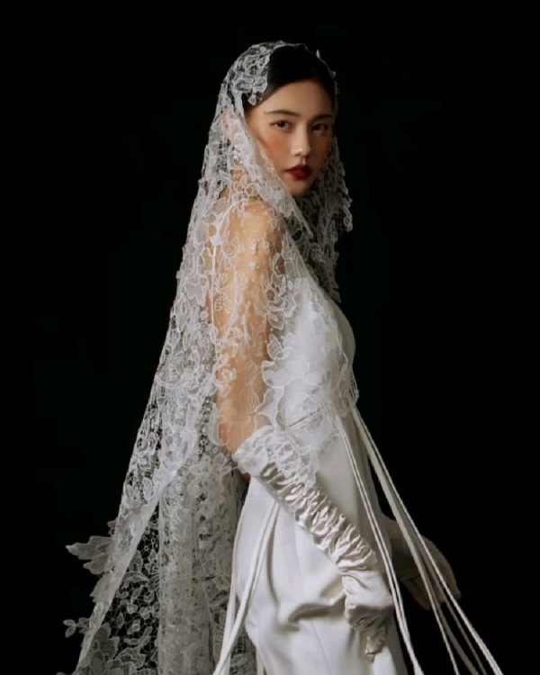 The Ultimate Guide to Bridal Veil Styles