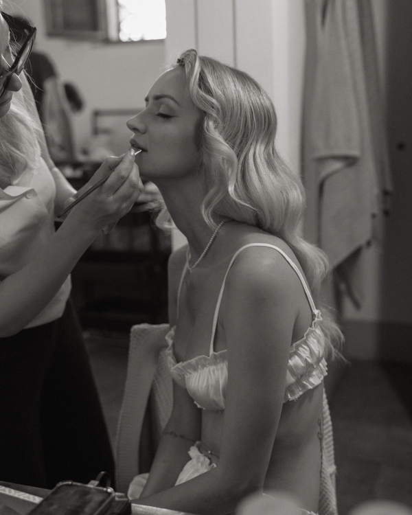 An Elevated Elopement in Tuscany with Vintage Bridal