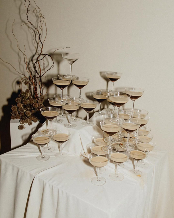 7 Festive Food & Drink Ideas for Stylish Holiday Hosting