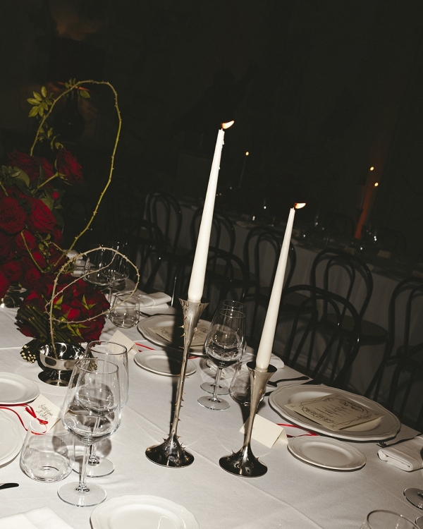 A Cinematic Wedding with Sculptural Installations & a Vibrant Palette in Sicily