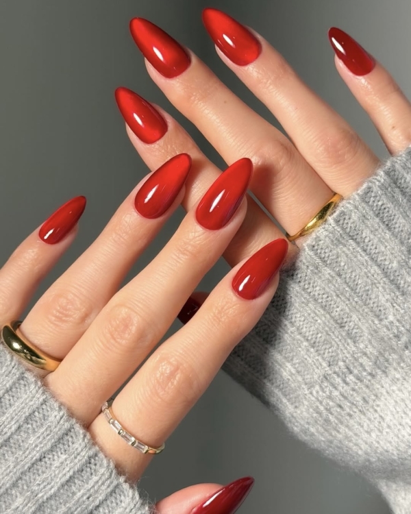 25 Show-Stopping Nail Design Ideas for New Year’s Eve 2025