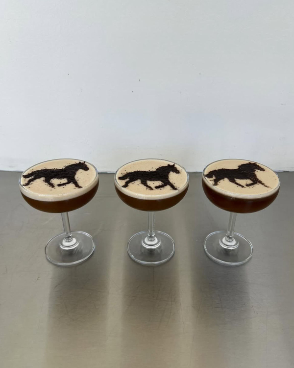 7 Festive Food & Drink Ideas for Stylish Holiday Hosting