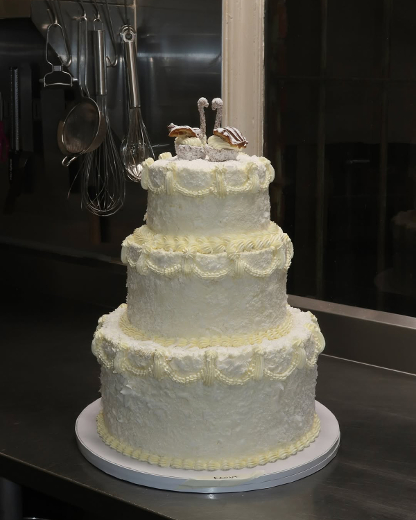 Cloud Dancer: Pantone's 2026 Color of The Year