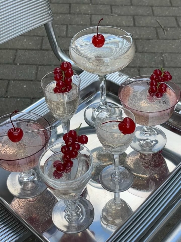 7 Festive Food & Drink Ideas for Stylish Holiday Hosting