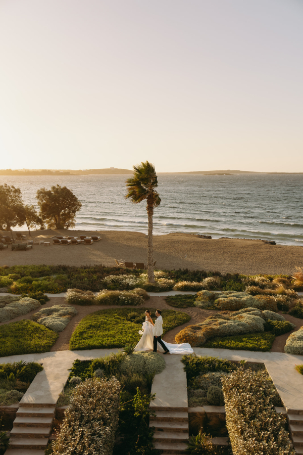 Photographers Raissa and Simon