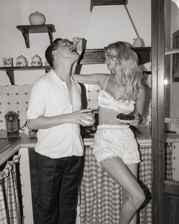 An Elevated Elopement in Tuscany with Vintage Bridal