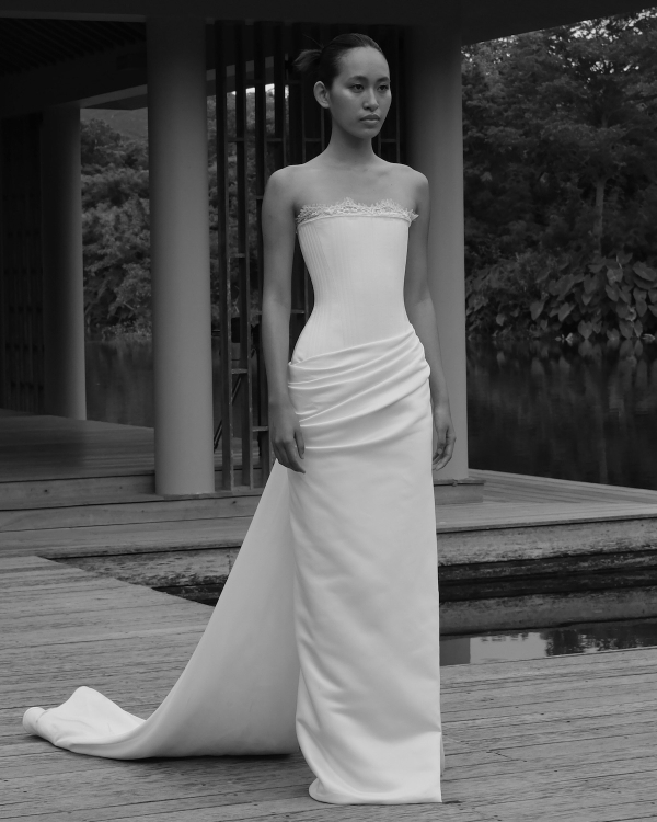 18 Chic Statuesque Bridal Dresses from the Fall '26 Season