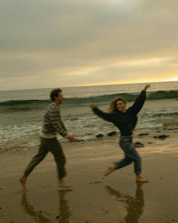 100 Questions to Spark Intimacy and Connection in Your Relationship