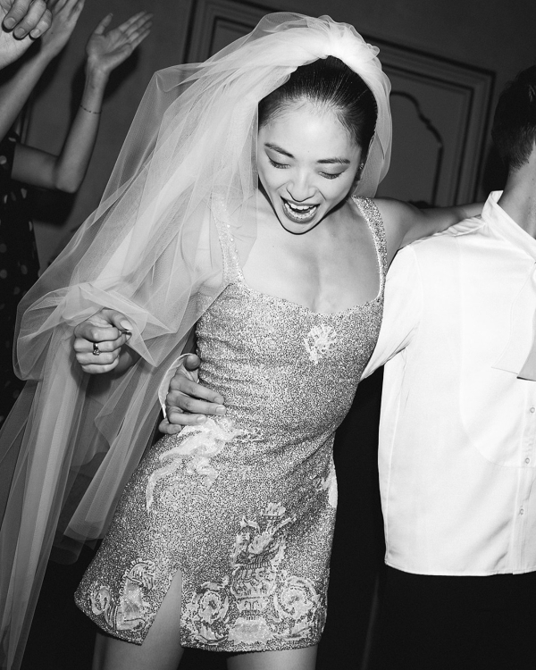 A Cinematic Wedding with Sculptural Installations & a Vibrant Palette in Sicily