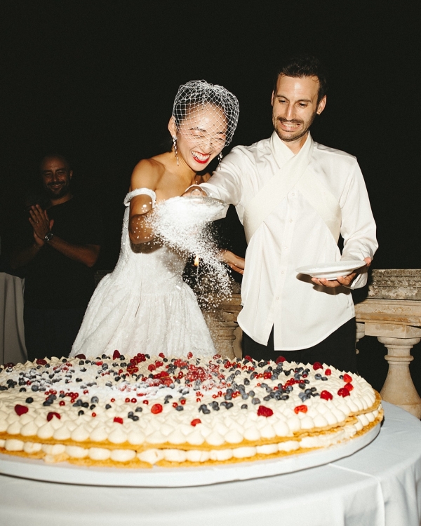 A Cinematic Wedding with Sculptural Installations & a Vibrant Palette in Sicily