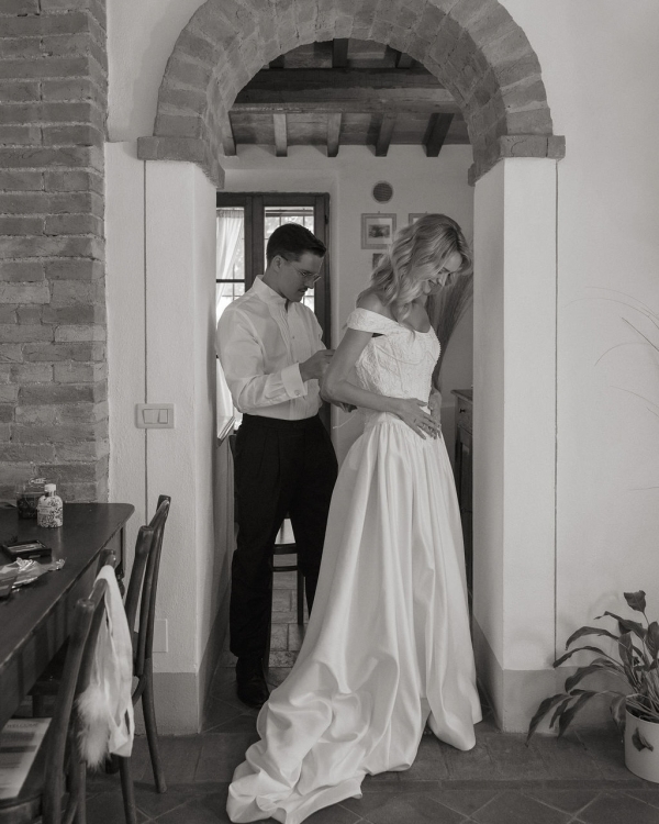 An Elevated Elopement in Tuscany with Vintage Bridal