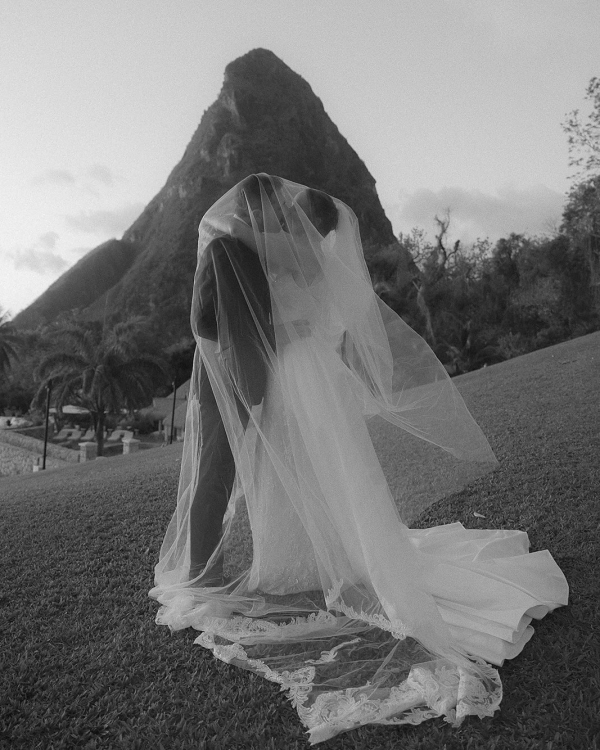 A Chic Tropical Wedding on the Shores of St. Lucia