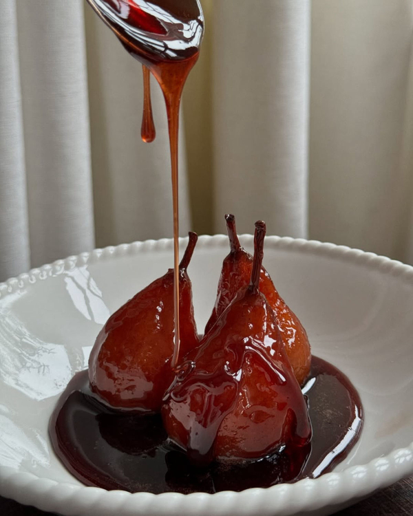 7 Festive Food & Drink Ideas for Stylish Holiday Hosting