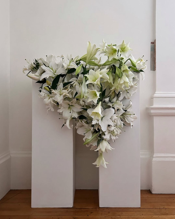 30 Vintage-Inspired Floral Arrangements That Make Nostalgia Feel New