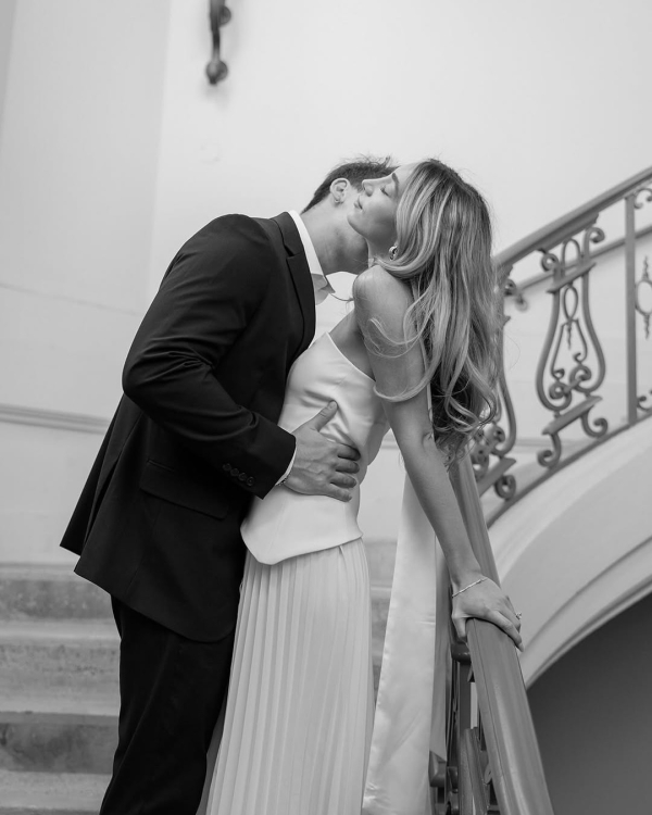 100 Questions to Spark Intimacy and Connection in Your Relationship