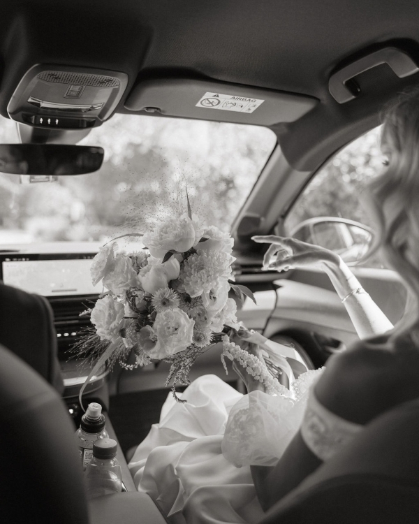 An Elevated Elopement in Tuscany with Vintage Bridal