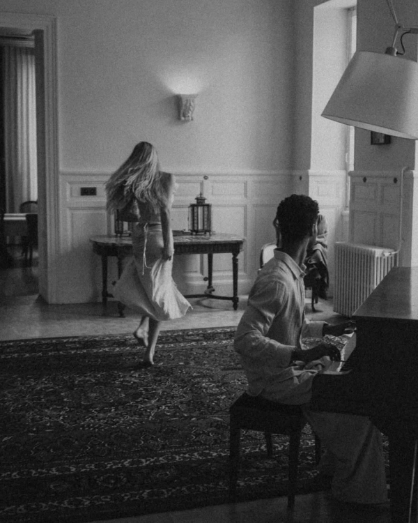 100 Questions to Spark Intimacy and Connection in Your Relationship