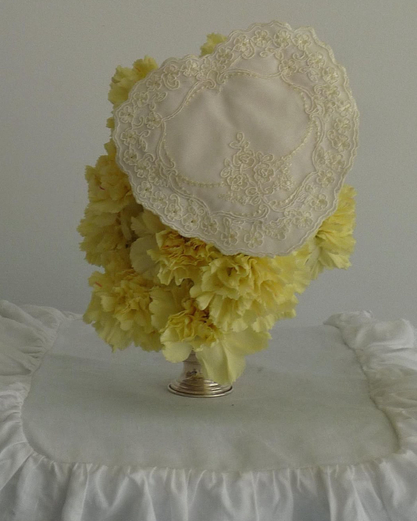 30 Vintage-Inspired Floral Arrangements That Make Nostalgia Feel New