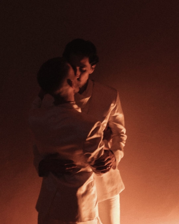 100 Hard Questions Every Couple Should Answer Before Getting Married