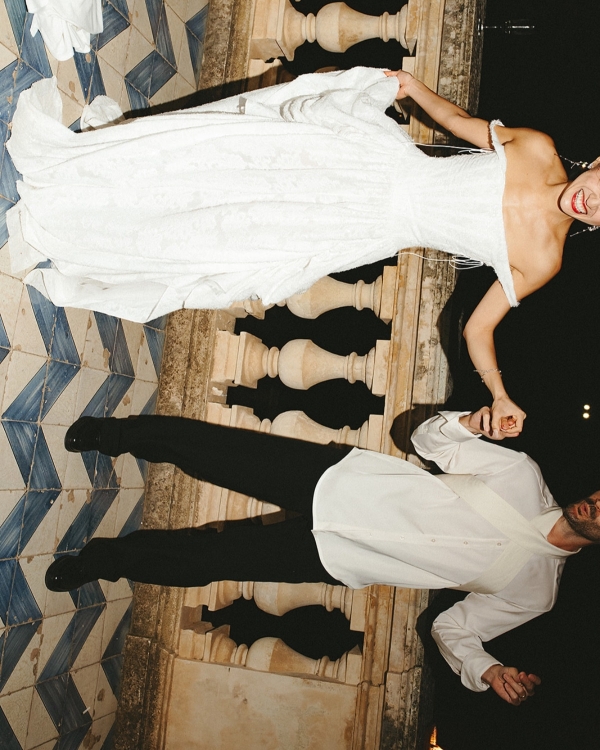 A Cinematic Wedding with Sculptural Installations & a Vibrant Palette in Sicily