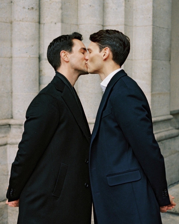 100 Questions to Spark Intimacy and Connection in Your Relationship