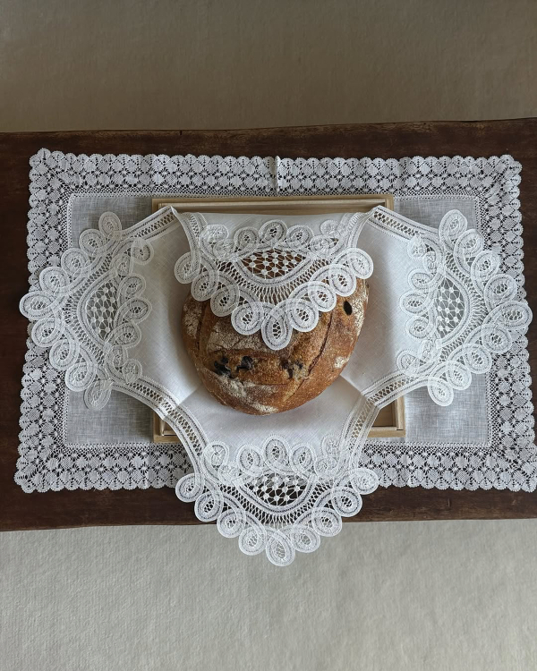 The Top Wedding Food and Drinks Trends for 2026 According to Pinterest