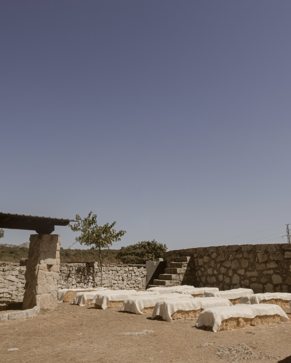 A Playful & Artistic Rural Wedding in the Countryside of Madrid