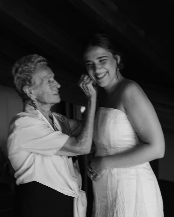 A Playful & Artistic Rural Wedding in the Countryside of Madrid