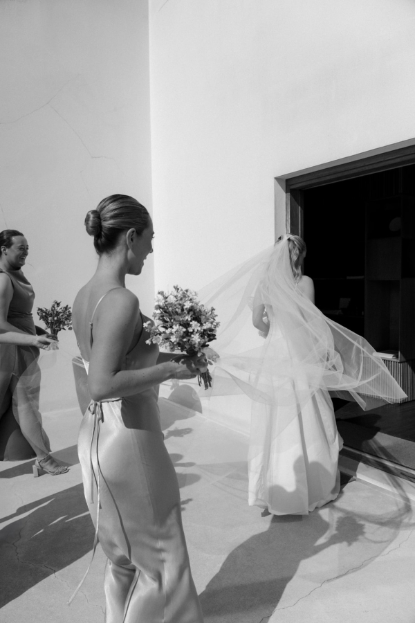 Photographers Raissa and Simon