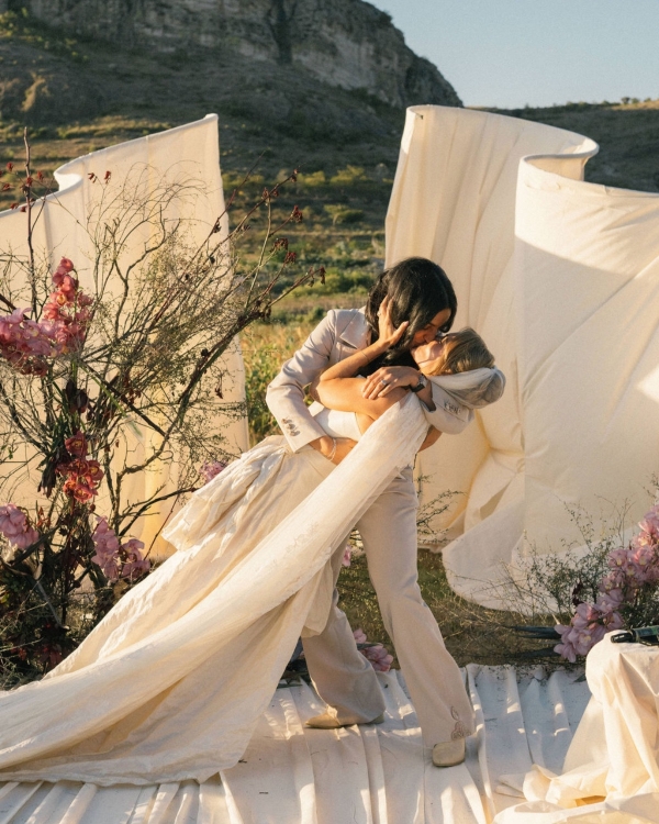 Inside Alix Traeger & Zoya Biglary’s Vibrant Wedding in Oaxaca, Mexico