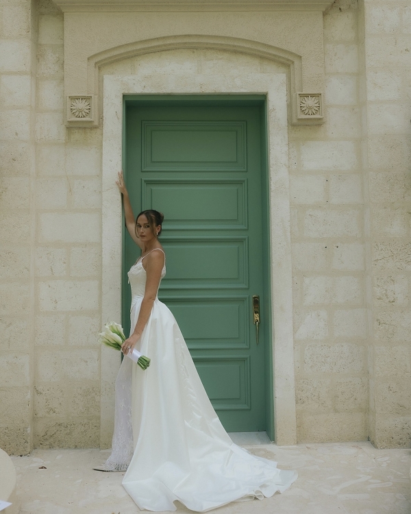 A Chic Tropical Wedding on the Shores of St. Lucia