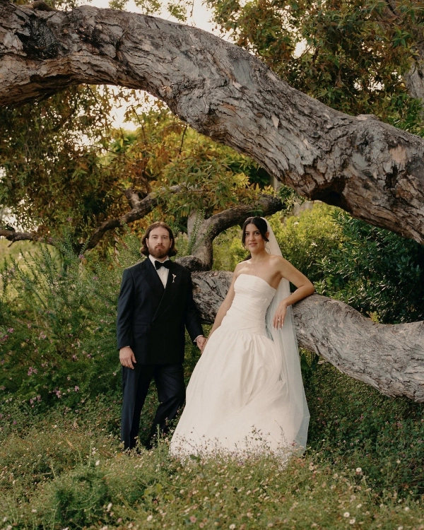 An Intimate Santa Barbara Wedding Framed by Lush Gardens & Light — photo 1
