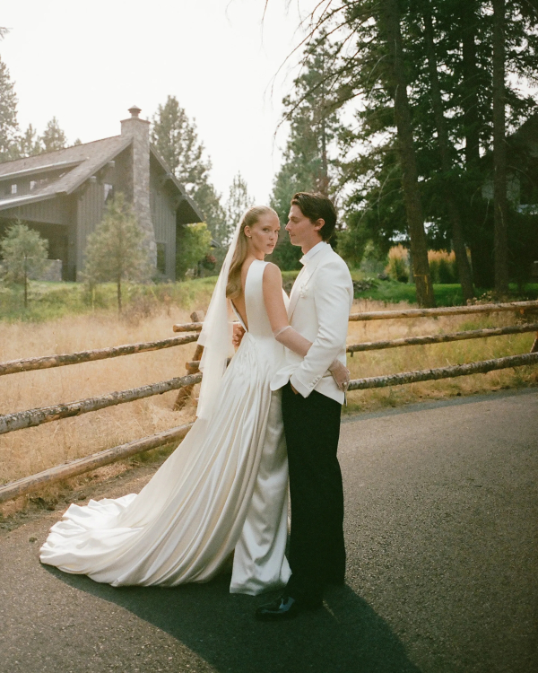 Editor’s Picks: The 20 Most Beautiful Weddings That Defined 2025