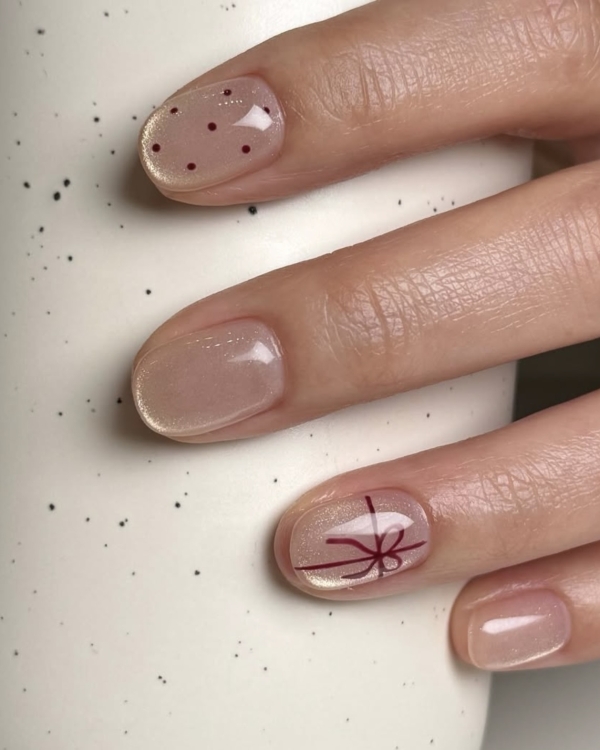 25 Show-Stopping Nail Design Ideas for New Year’s Eve 2025