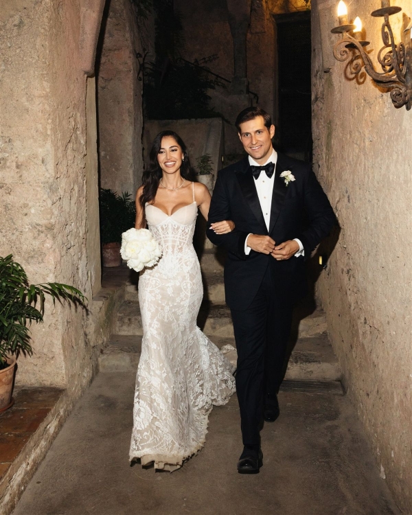 An Enchanting Amalfi Coast Villa Wedding Among the Clouds