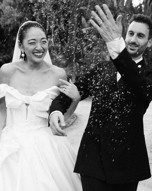 A Cinematic Wedding with Sculptural Installations & a Vibrant Palette in Sicily