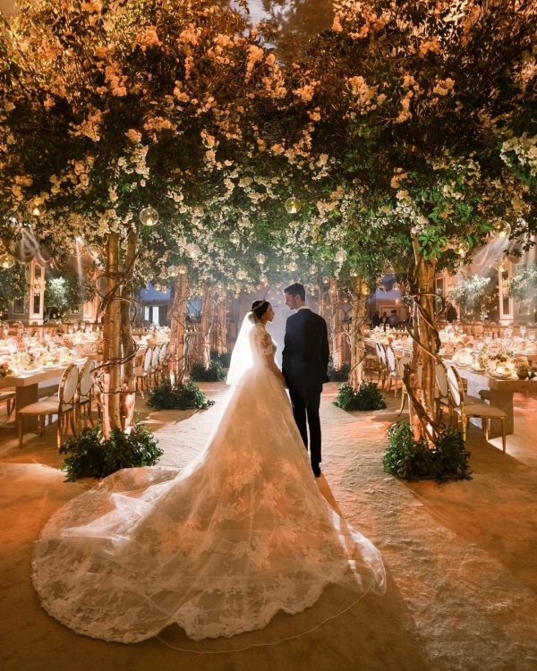 15 Best Wedding Stylists & Florists in
