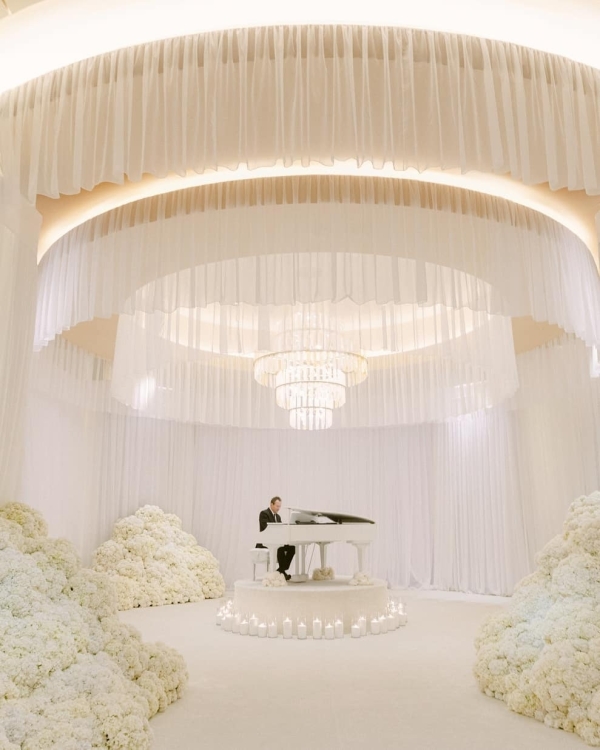 15 Best Wedding Stylists & Florists in