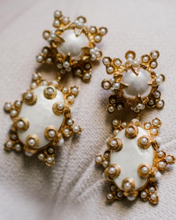 How to Look Your Best in Wedding Photos?