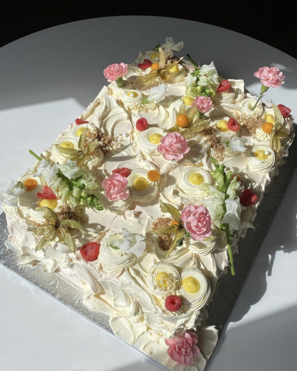 30 Best Wedding Cakes Ideas for Spring 2024 | Dessert Ideas