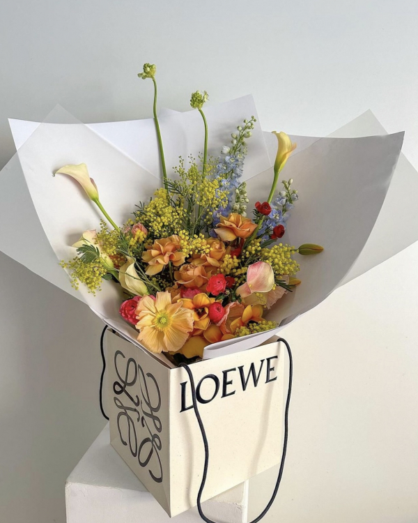 How to Choose Your Wedding Bouquet | Bridal Flower Bouquet Guide