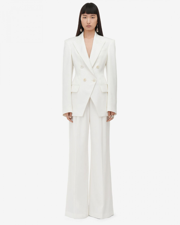 14 Wedding Suit Ideas for Modern Brides