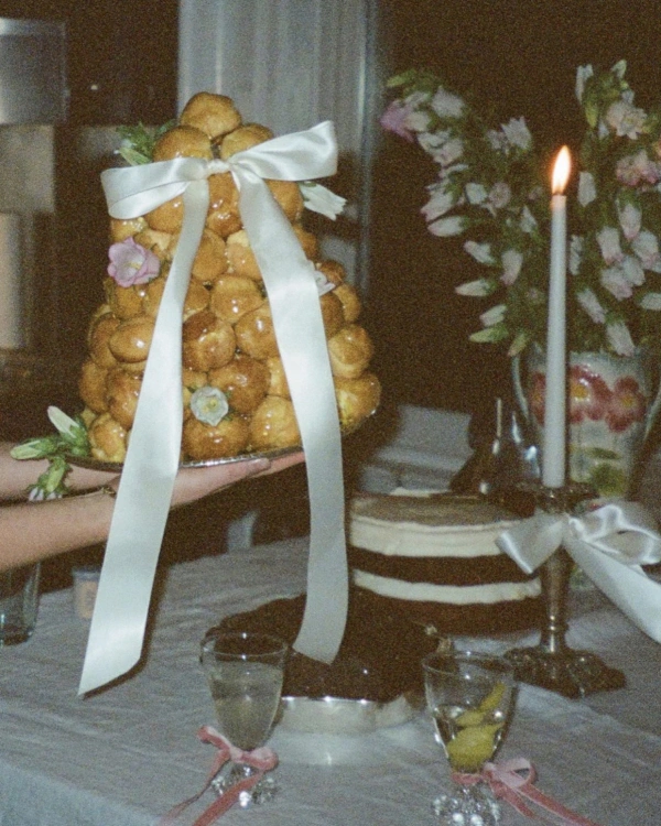30 Cake Ideas for Your Spring Wedding — photo 1