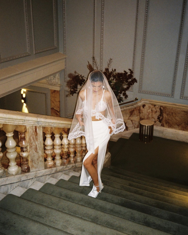 14 Trendy "Naked" Wedding Dresses for 2024