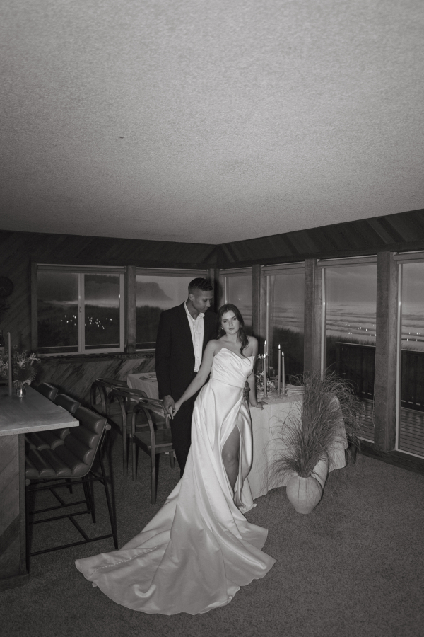 An Intimate Oregon Elopement