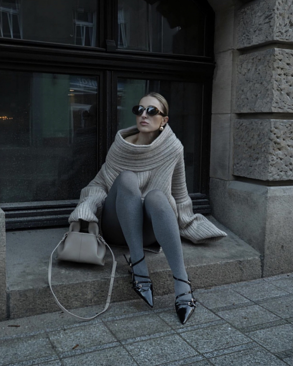 Best Fashion Tights to Wear This Spring | Tights Trend 2024